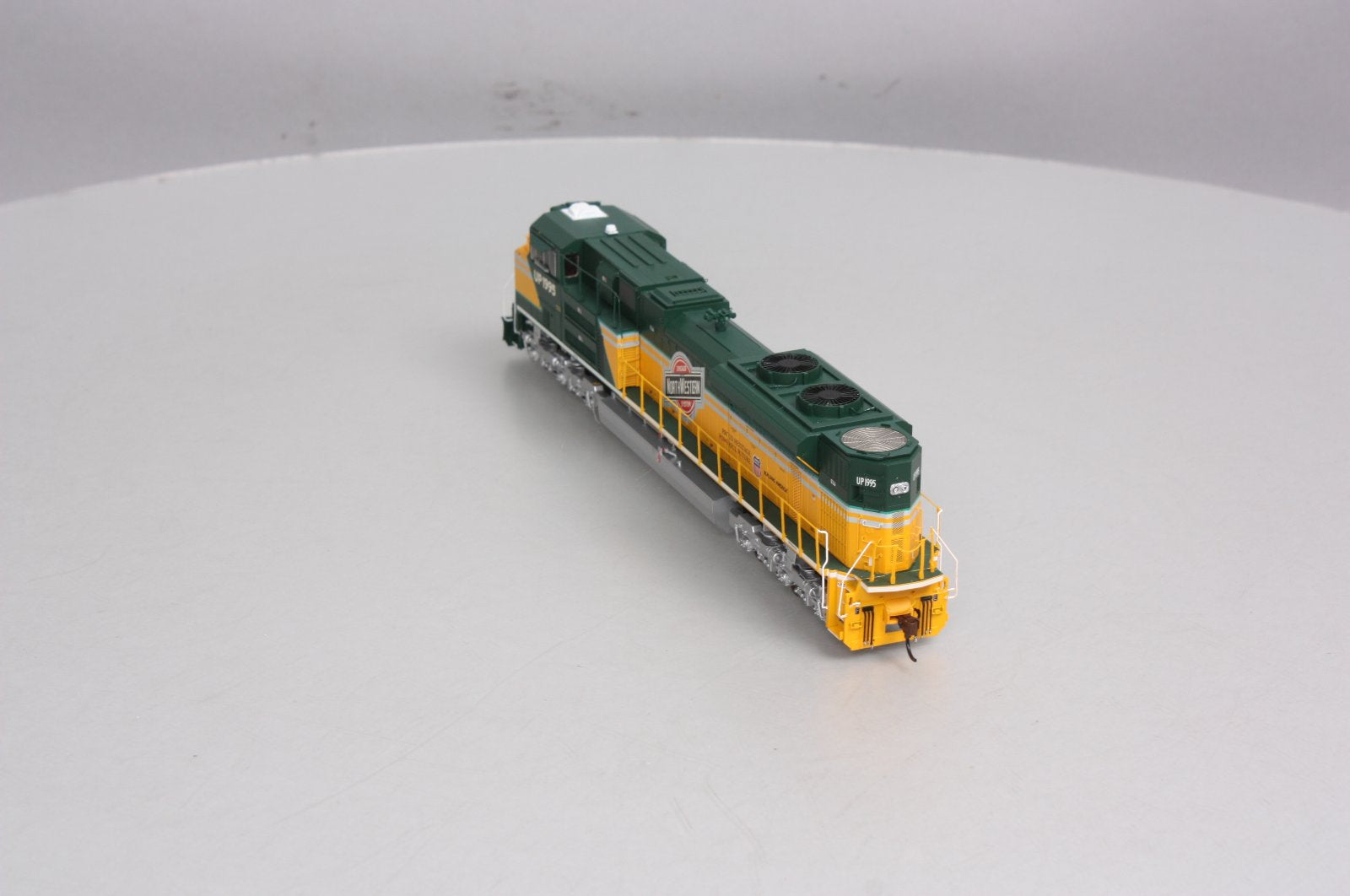 Athearn G68671 UP/C&NWH SD70ACe Diesel Locomotive w/Sound and DCC #1995 LN/Box