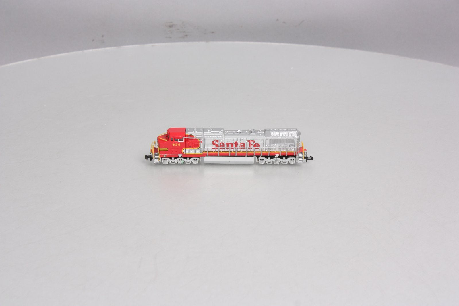 Bachmann 86059 N Scale Santa fe Dash 8-40CW Diesel LN/Box