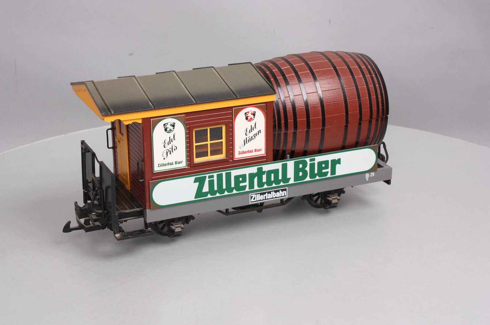 LGB 30420 G Scale Zillertal Beer Barrel Car LN/Box