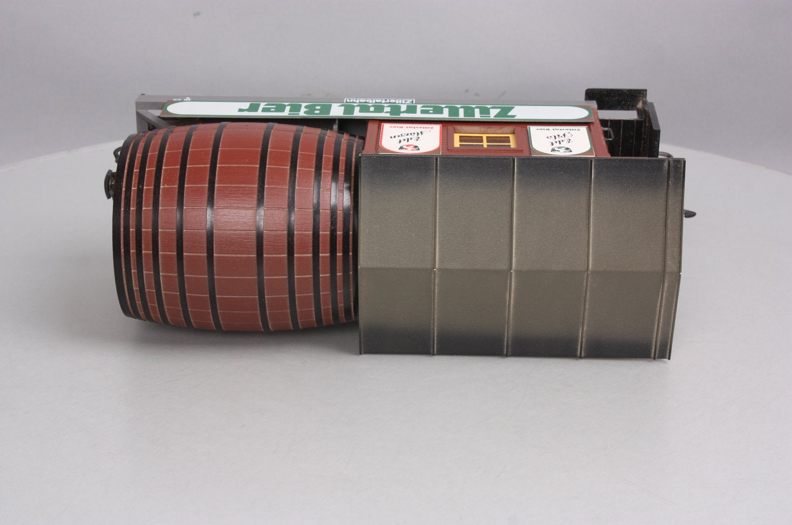 LGB 30420 G Scale Zillertal Beer Barrel Car LN/Box