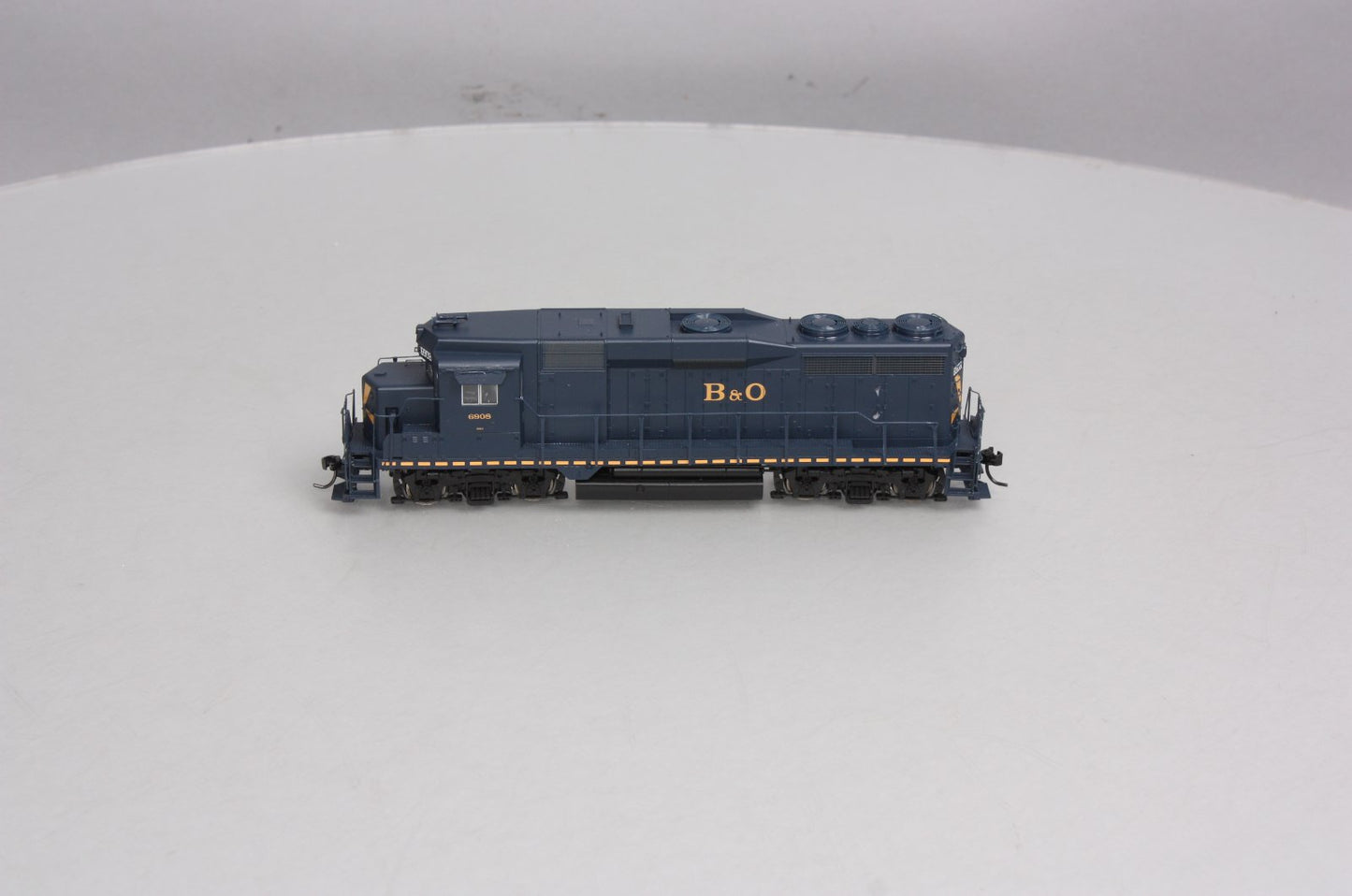 Proto 2000 21538 HO Baltimore & Ohio GP30 Diesel Locomotive #6908