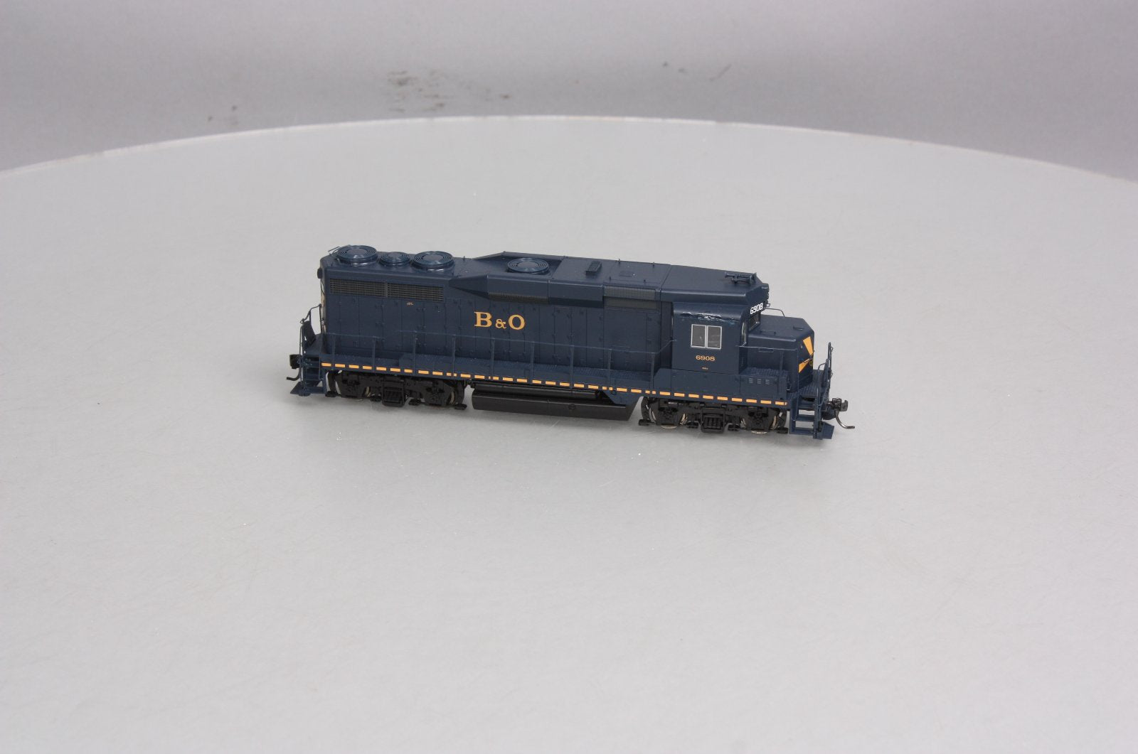 Proto 2000 21538 HO Baltimore & Ohio GP30 Diesel Locomotive #6908