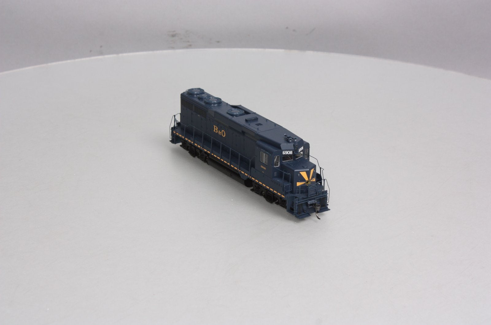 Proto 2000 21538 HO Baltimore & Ohio GP30 Diesel Locomotive #6908