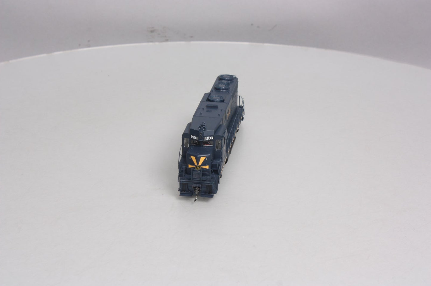 Proto 2000 21538 HO Baltimore & Ohio GP30 Diesel Locomotive #6908