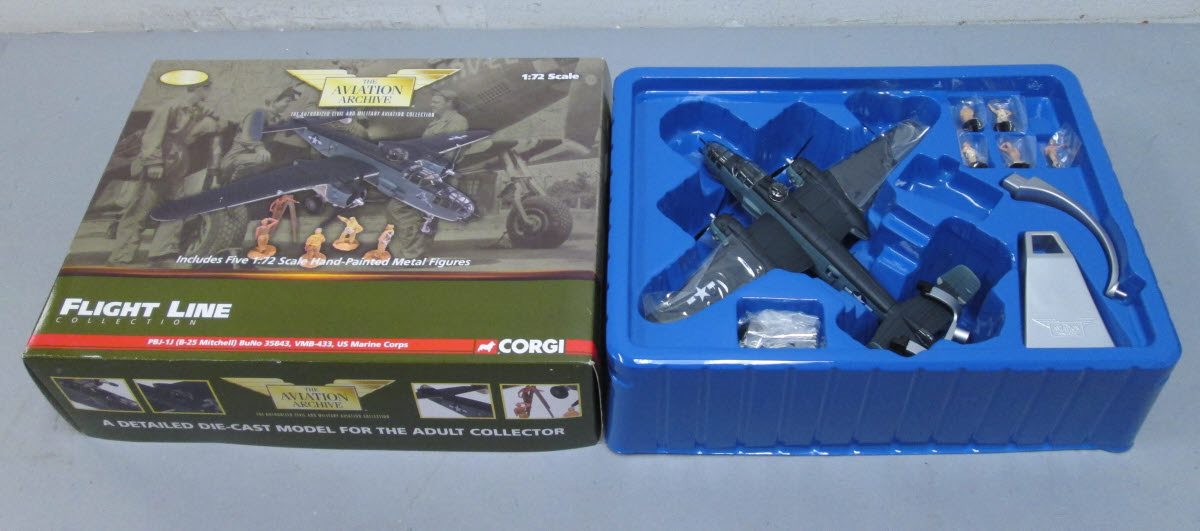 Corgi US35307 1:72 1944 PBJ-1J B-25 Mitchell