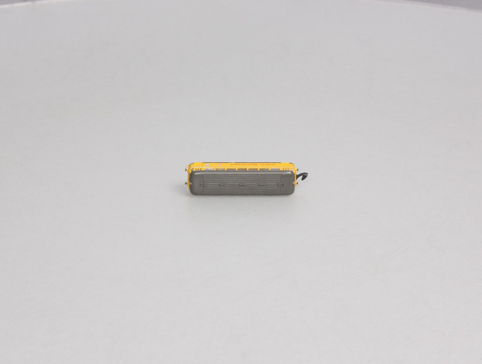 Marklin 88021 Z Scale Measurement Track Cleaning Car