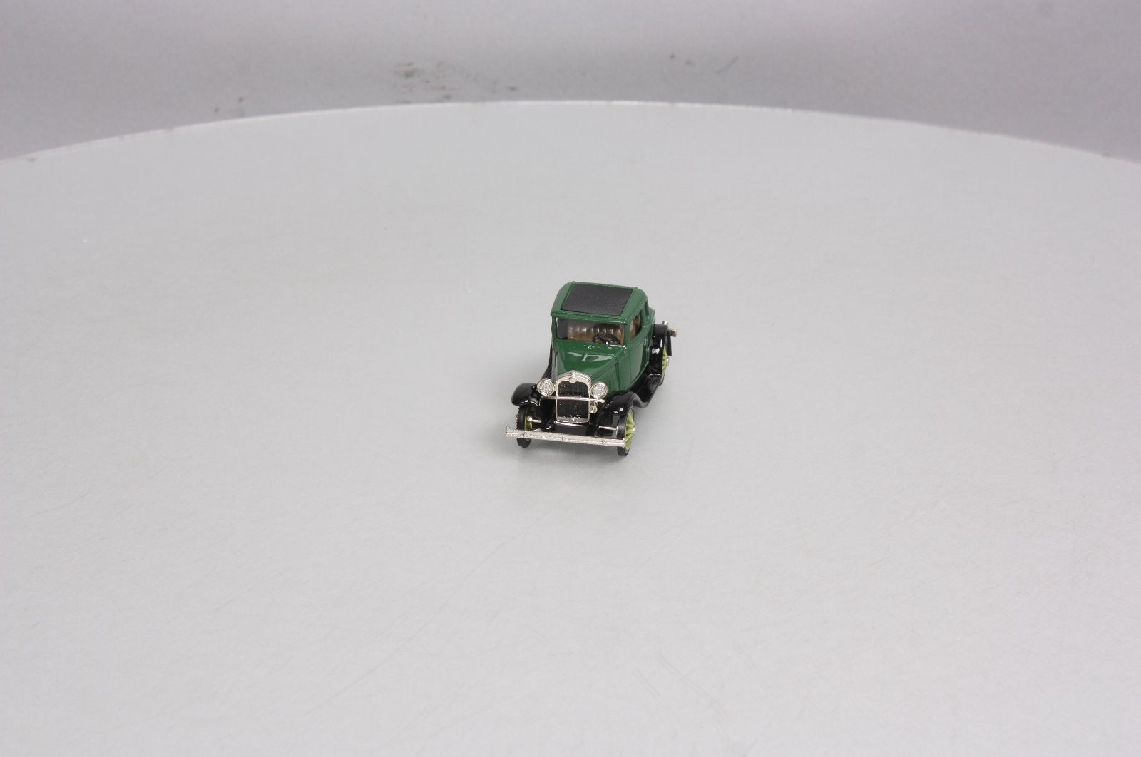 Brooklin Models 5 1:43 1930 Ford Model A Tudor Car