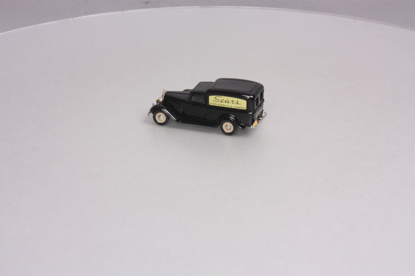 Brooklin Models 16 1:43 1936 Dodge Sears Robuck Van