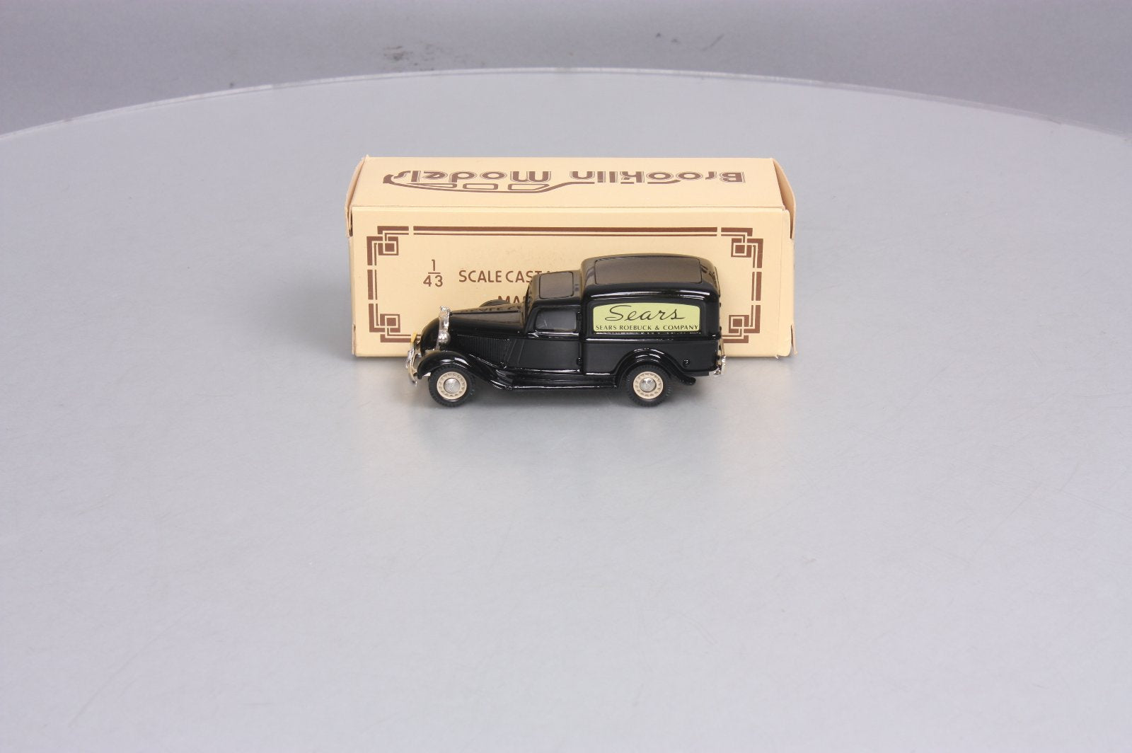 Brooklin Models 16 1:43 1936 Dodge Sears Robuck Van