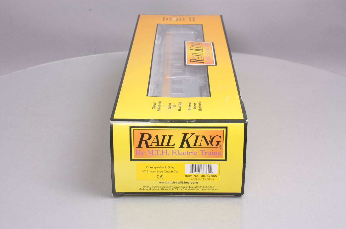 MTH 30-67865 O Gauge C&O 60' Streamlined Fluted-Side ABS Coach Car #1634 LN/Box