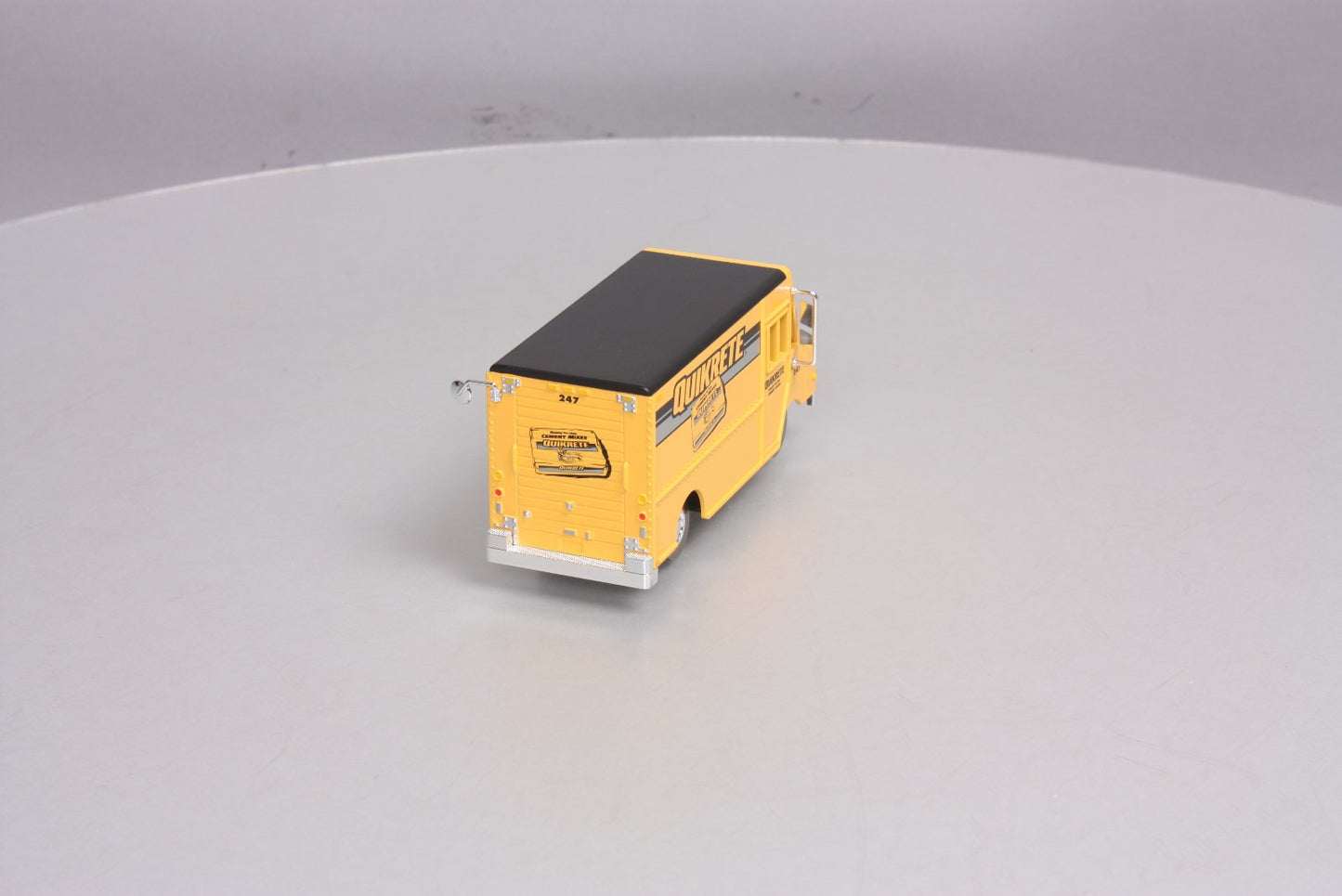 Lionel 6-21656 O Gauge Quikrete Motorized Step Van