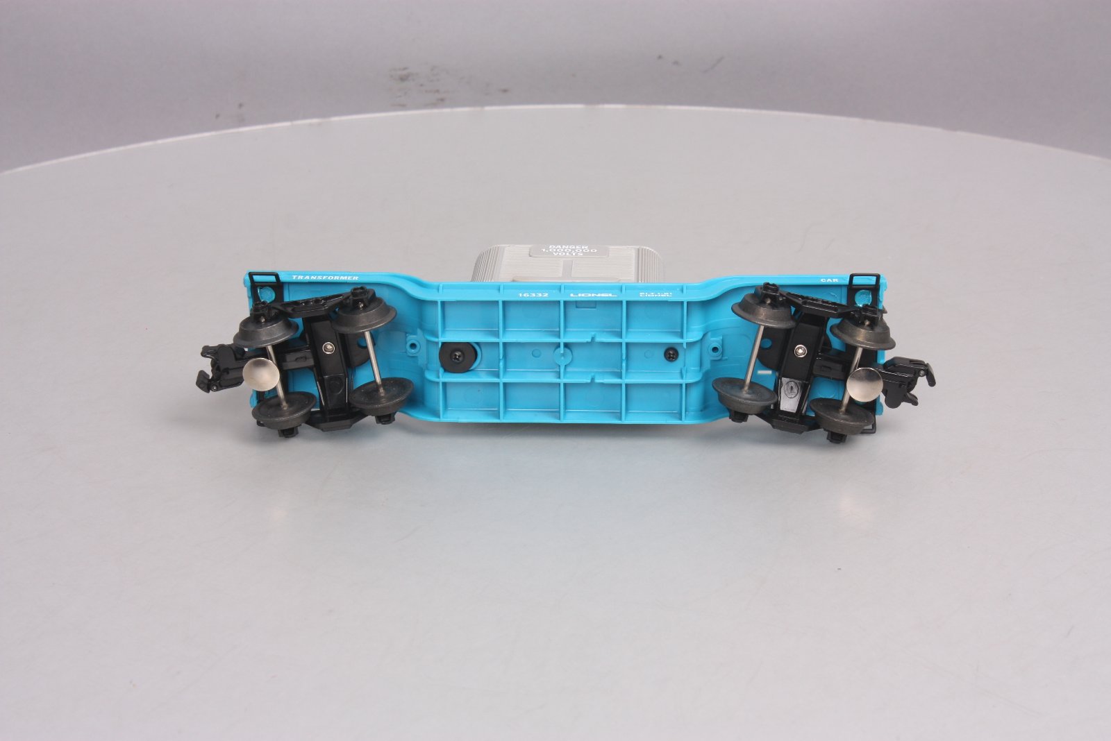 Lionel 6-16332 O Gauge Lionel Lines Depressed Flat Car w/ Transformer LN/Box