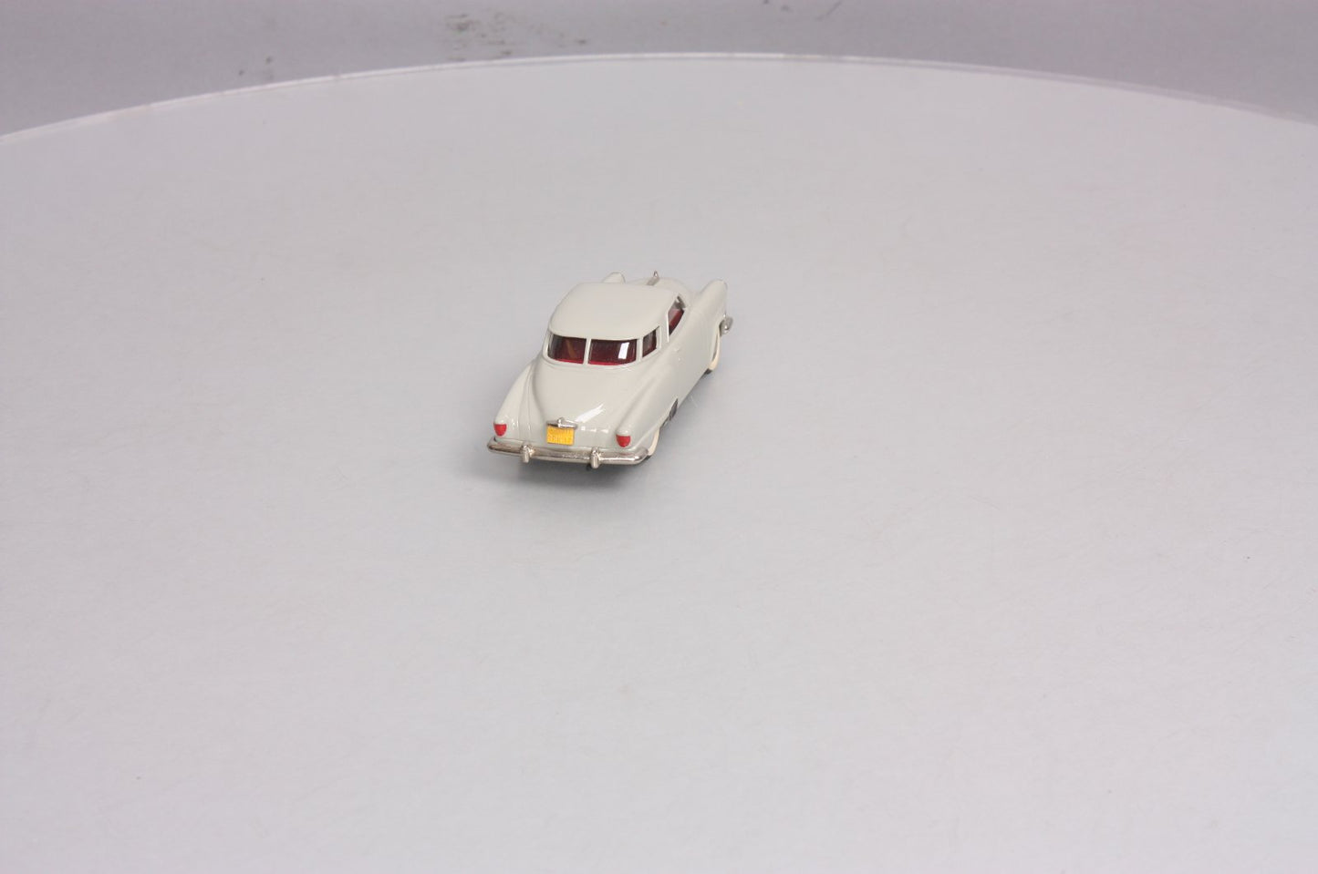 Brooklin Models 17 1:43 1952 Studebaker Champion Starlight Coupe