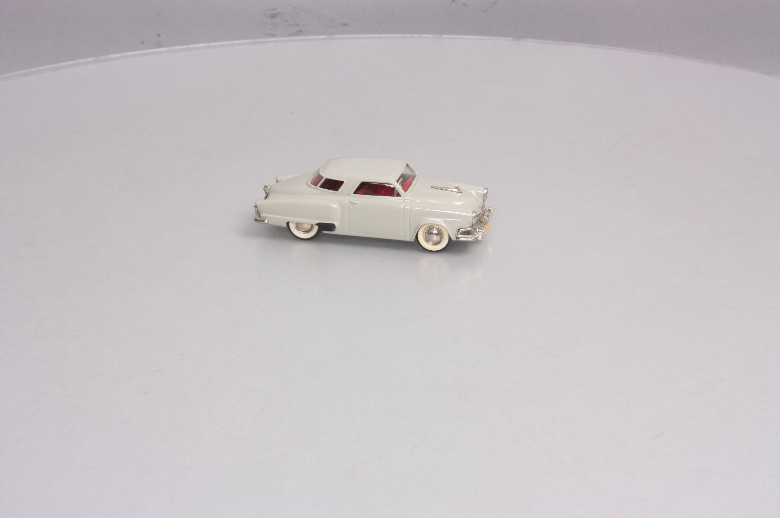 Brooklin Models 17 1:43 1952 Studebaker Champion Starlight Coupe