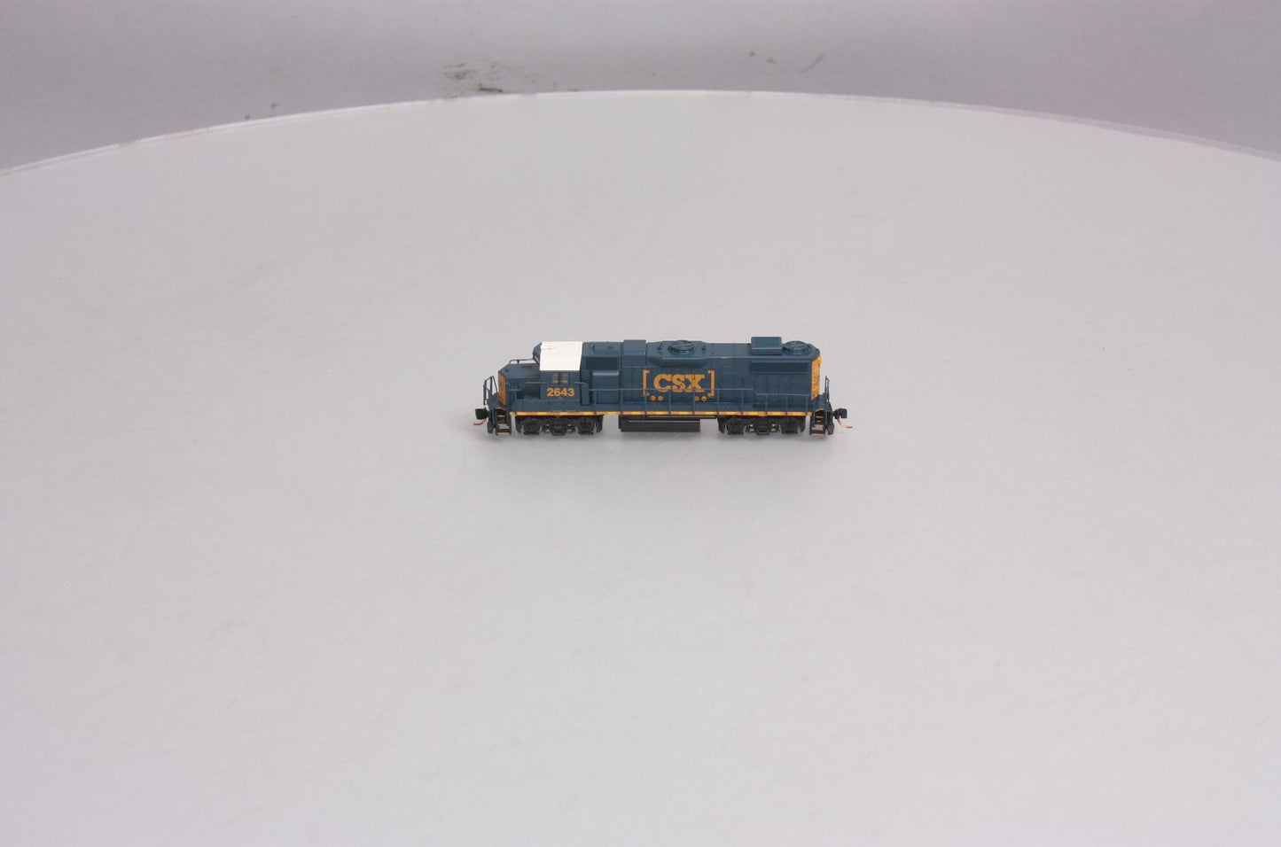 Walthers 929-50308 N Scale CSX EMD GP38-2 Diesel #2643