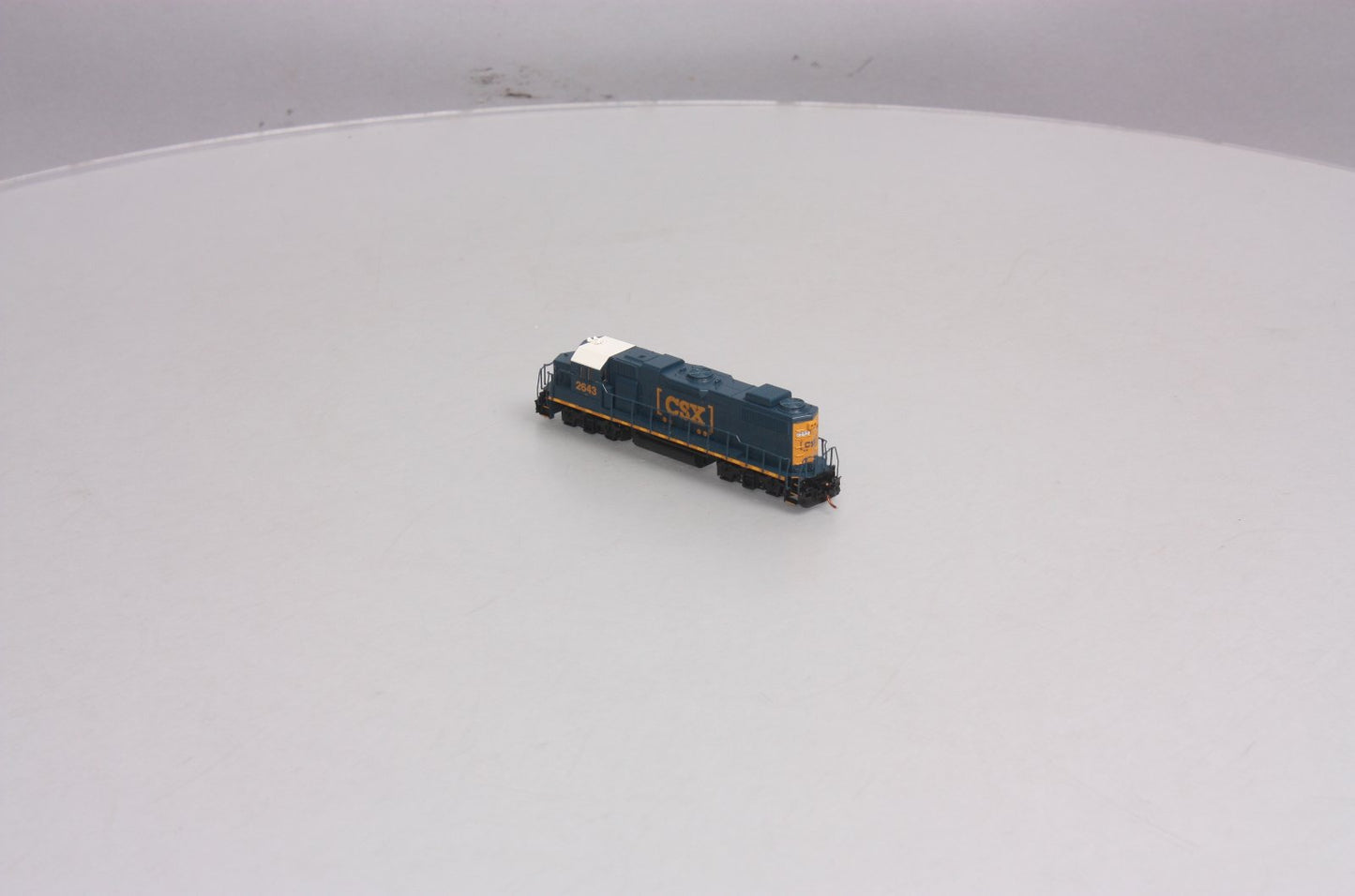 Walthers 929-50308 N Scale CSX EMD GP38-2 Diesel #2643