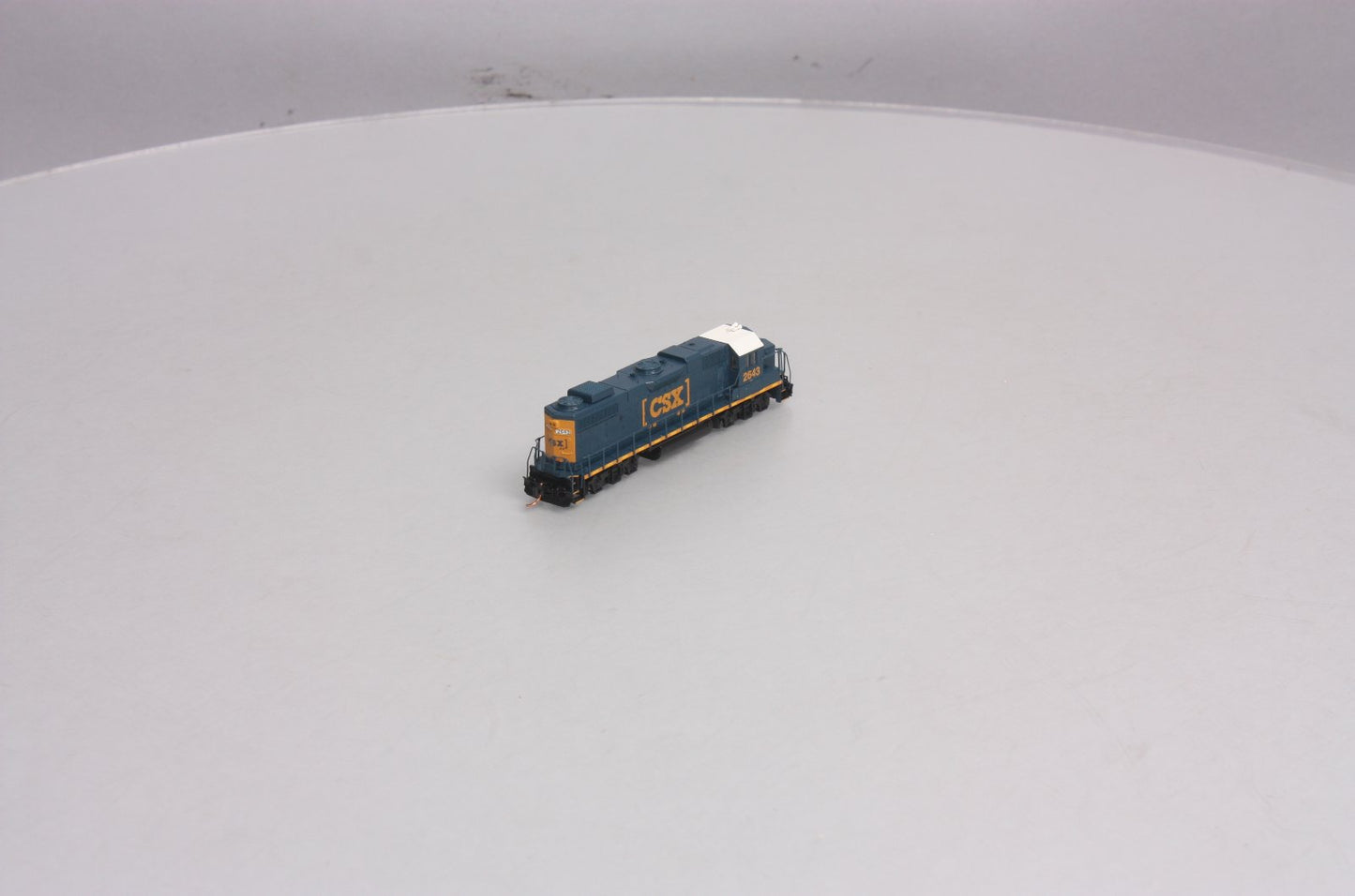 Walthers 929-50308 N Scale CSX EMD GP38-2 Diesel #2643