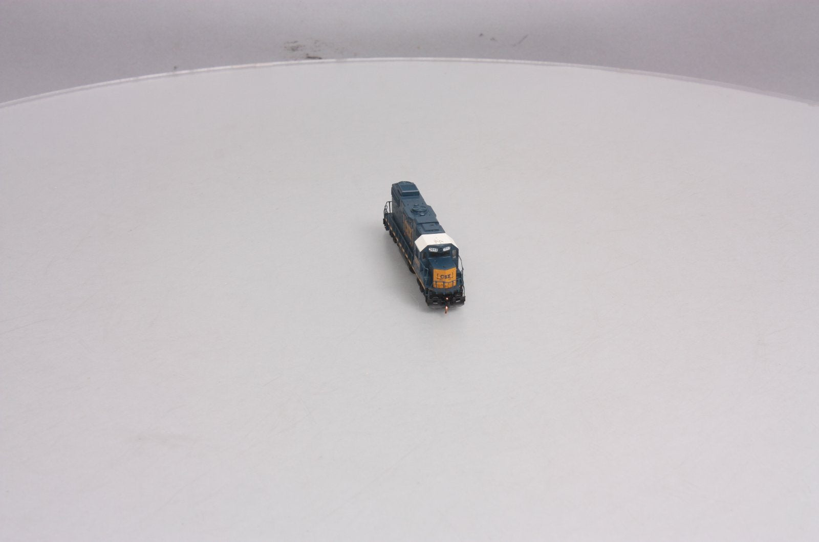 Walthers 929-50308 N Scale CSX EMD GP38-2 Diesel #2643