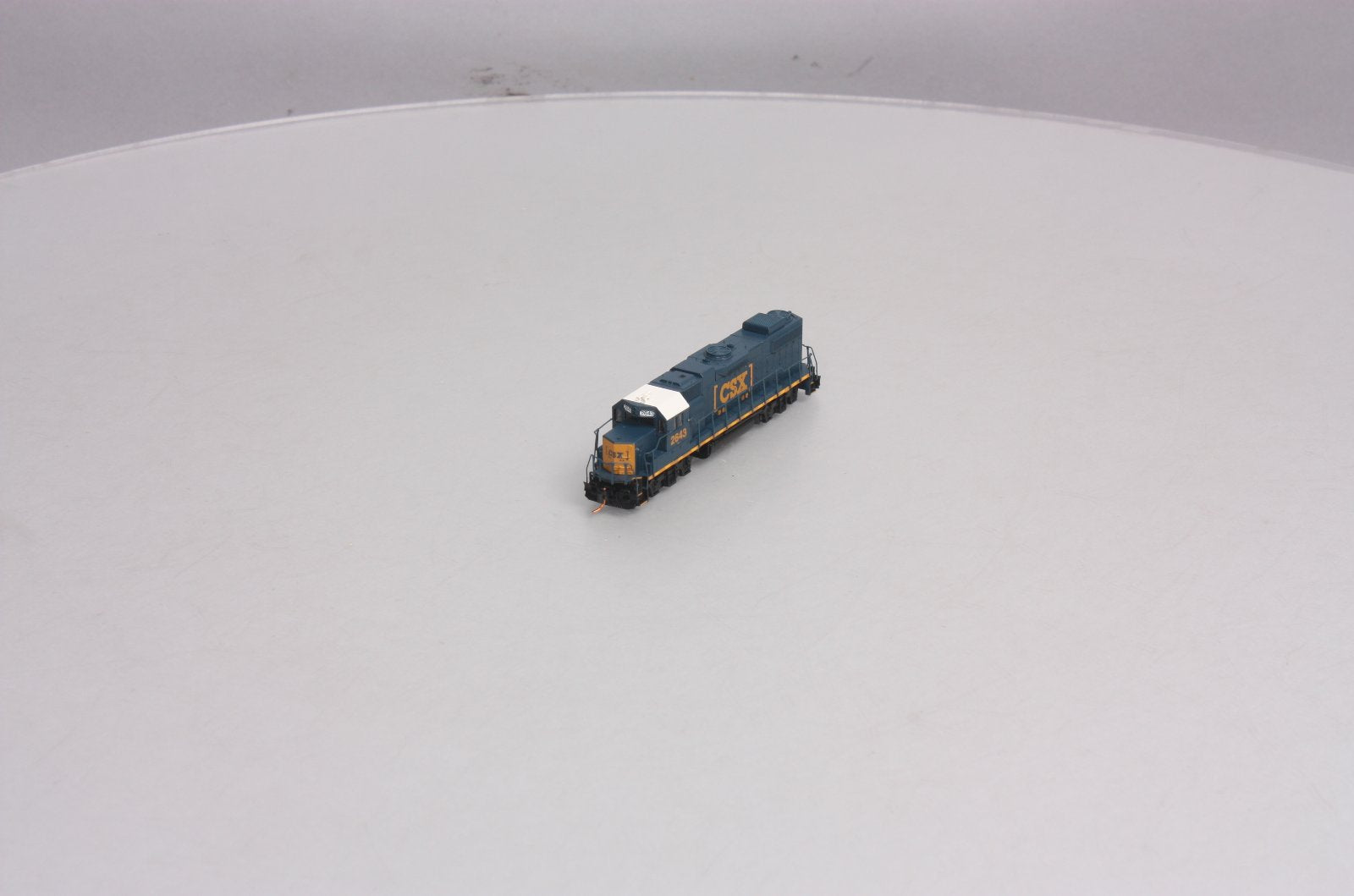 Walthers 929-50308 N Scale CSX EMD GP38-2 Diesel #2643