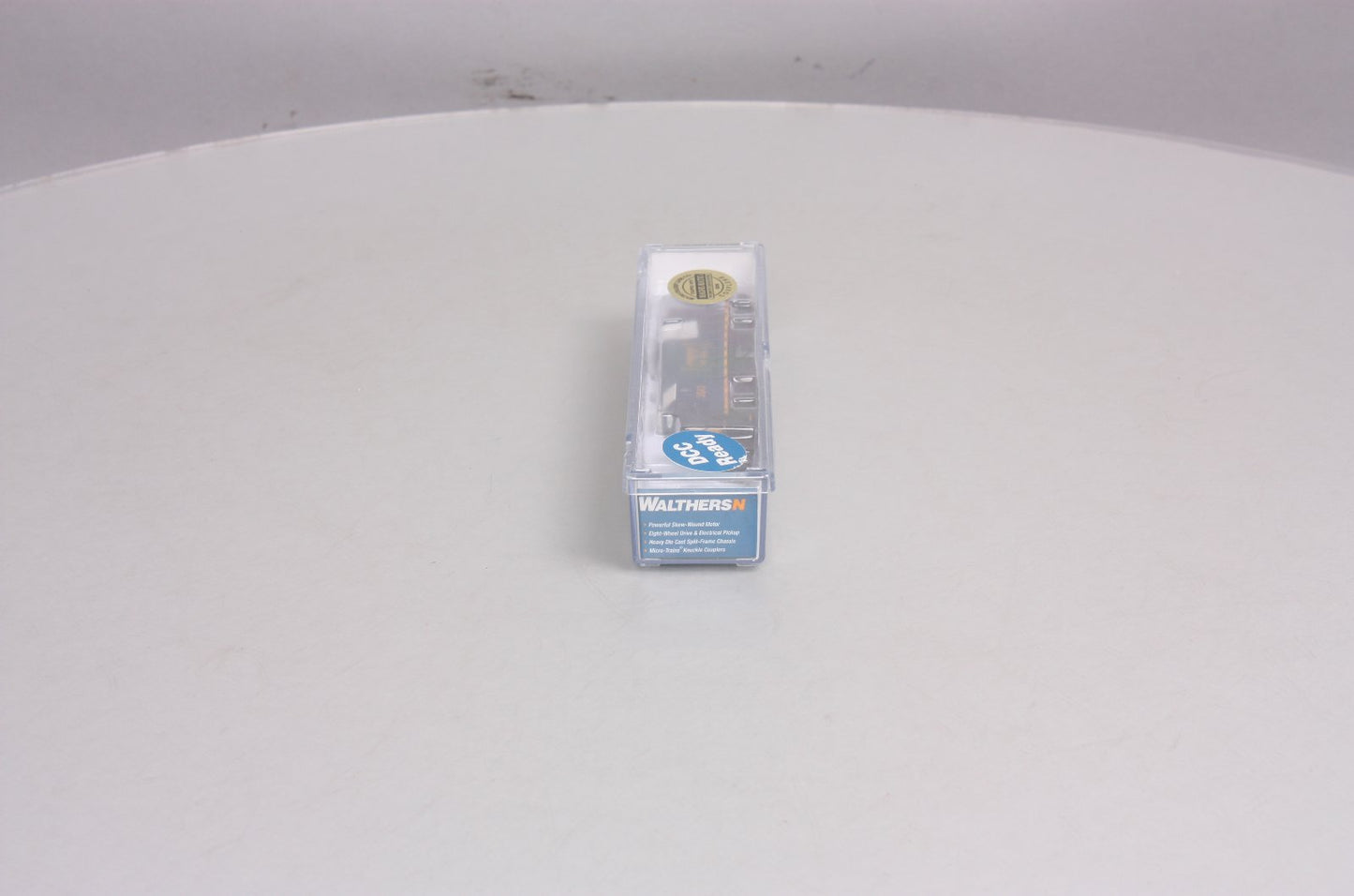Walthers 929-50308 N Scale CSX EMD GP38-2 Diesel #2643
