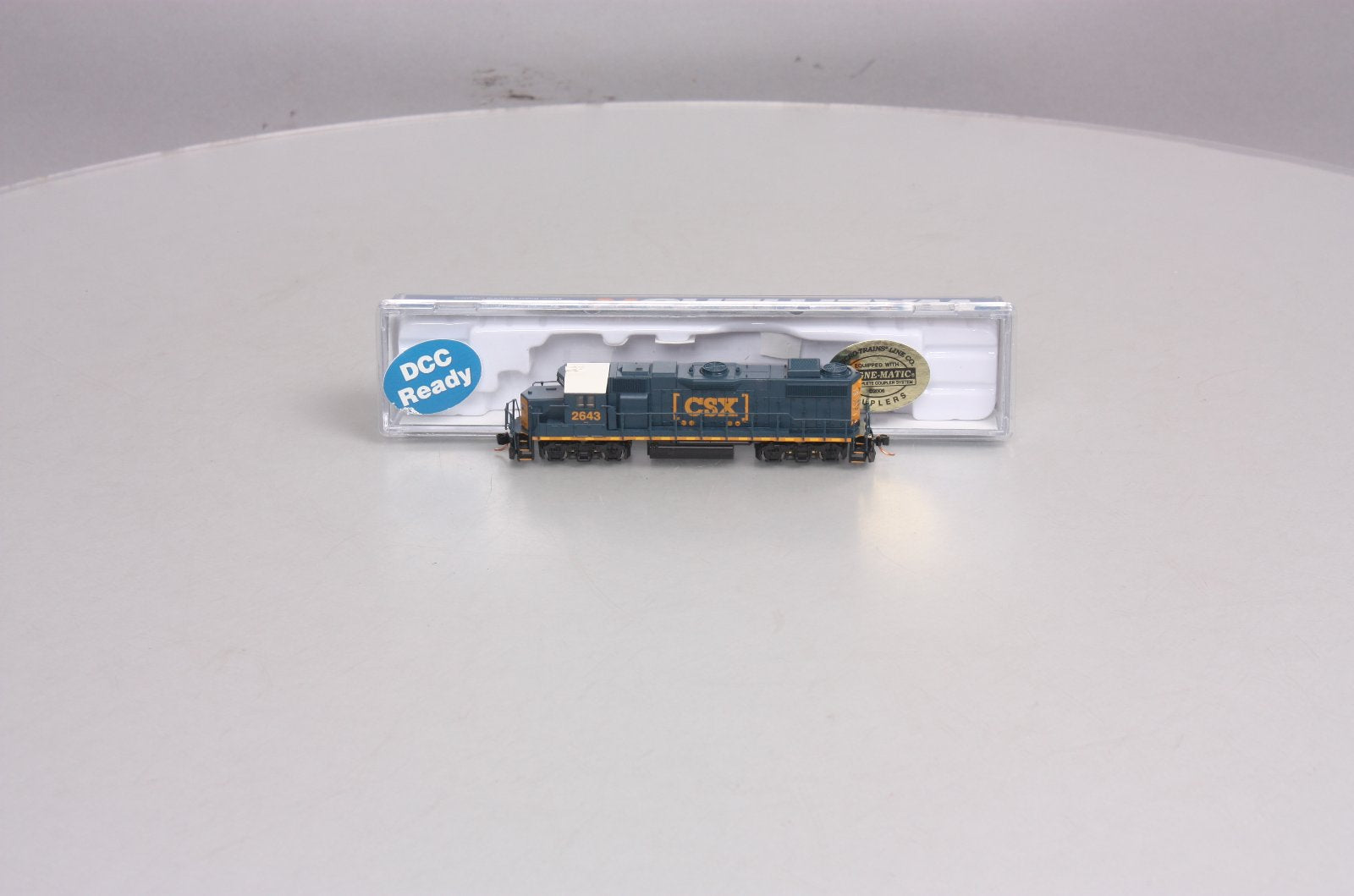 Walthers 929-50308 N Scale CSX EMD GP38-2 Diesel #2643