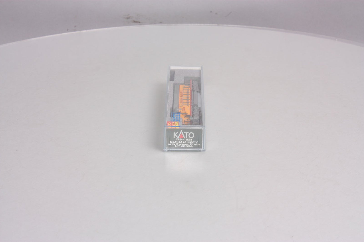 Kato 176-4821 N Scale Union Pacific SD40-2 Diesel #2994 (Early w/DB)