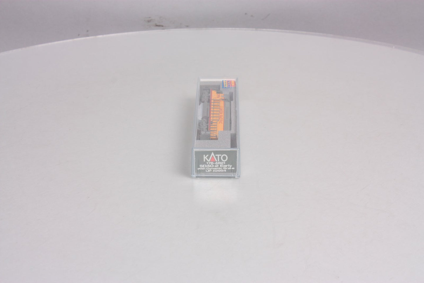 Kato 176-4821 N Scale Union Pacific SD40-2 Diesel #2994 (Early w/DB)