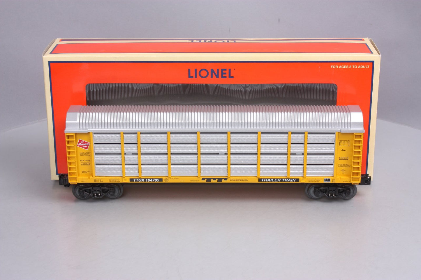 Lionel 6-52369 O LRRC-2005 Milwaukee Road Two Tier Enclosed Auto Carrier #194705 LN/Box