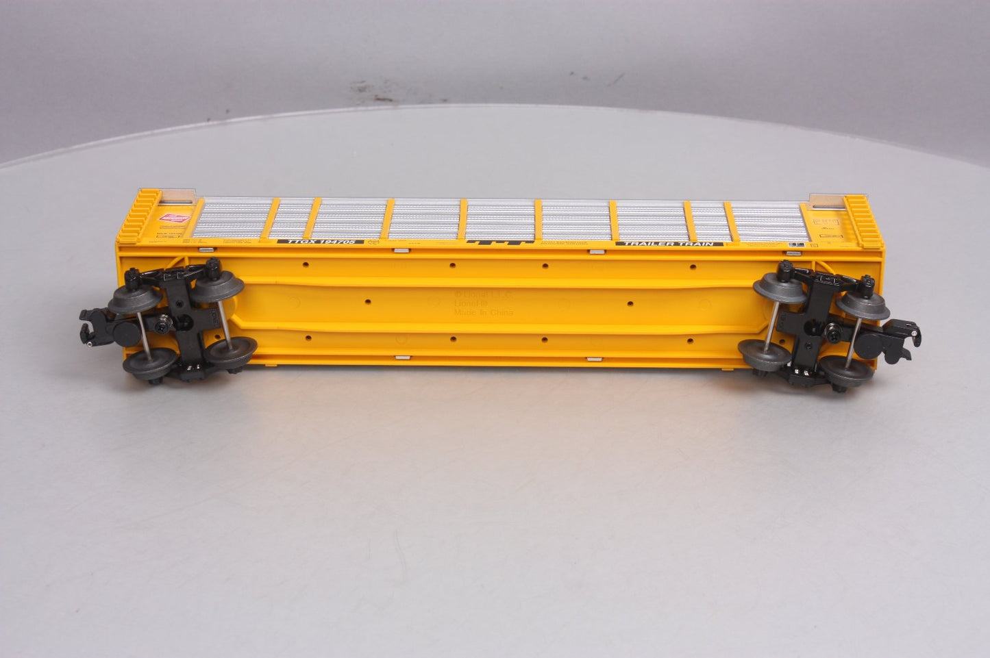 Lionel 6-52369 O LRRC-2005 Milwaukee Road Two Tier Enclosed Auto Carrier #194705 LN/Box