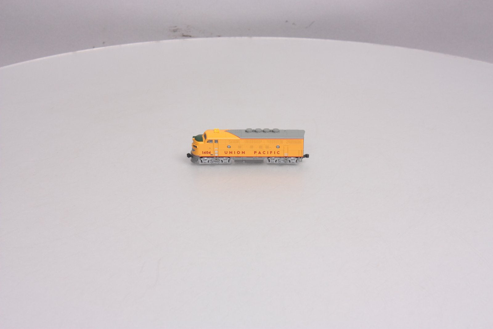 Kato 176-1112 N Scale Union Pacific EMD F3A Diesel Locomotive #1404 LN