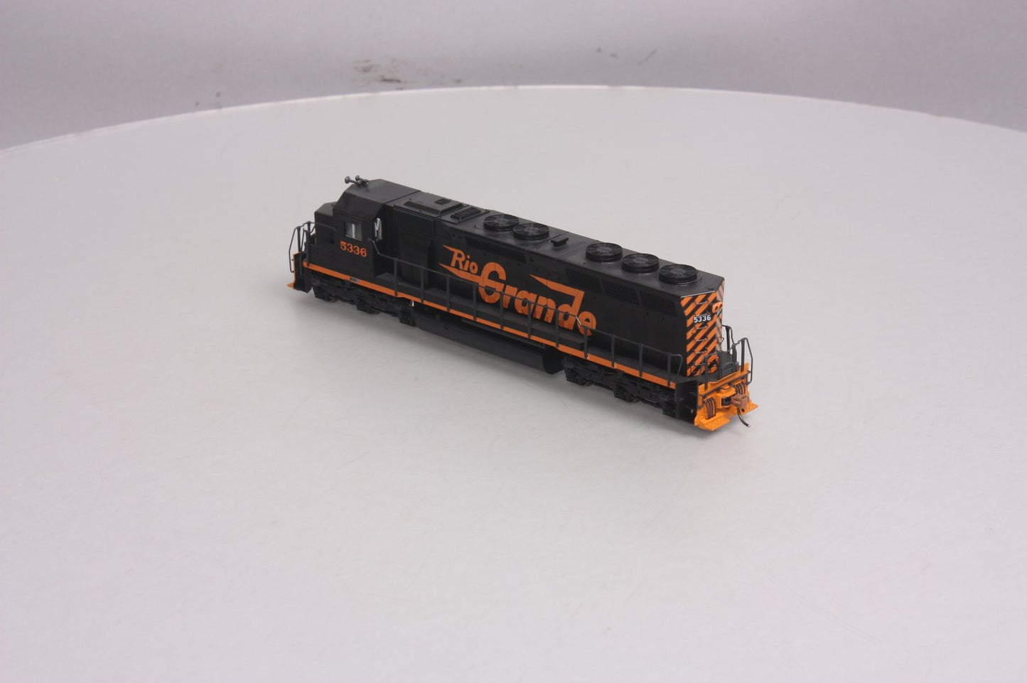 Kato 37-1743 HO Rio Grande EMD SD45 Diesel Locomotive #5336 LN/Box
