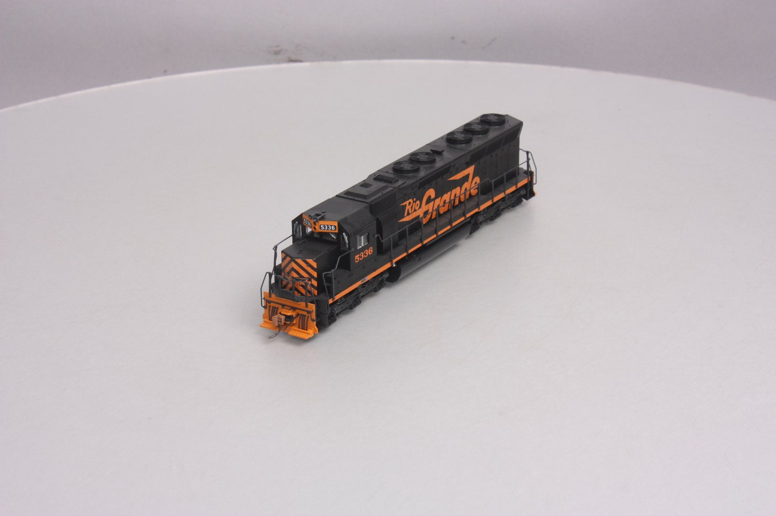 Kato 37-1743 HO Rio Grande EMD SD45 Diesel Locomotive #5336 LN/Box
