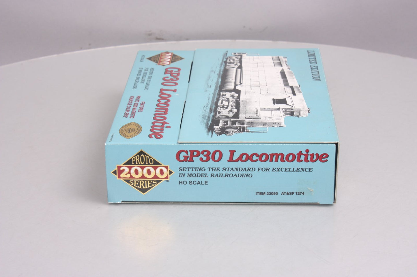 Proto 2000 23093 HO Scale ATSF GP30 Diesel Locomotive #1274 LN/Box