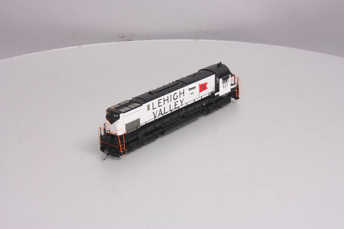Bowser 23540 HO Scale LV Alco C-628 Diesel Locomotive #637 w/ DCC & Sound