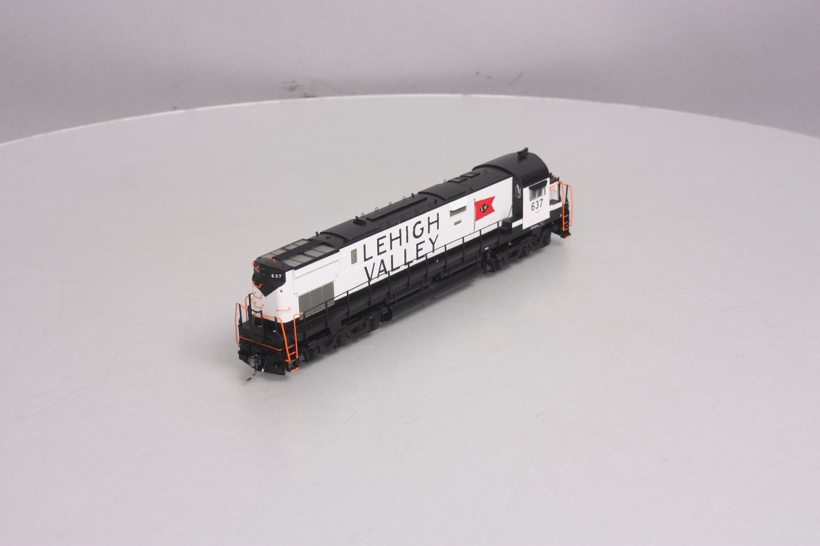 Bowser 23540 HO Scale LV Alco C-628 Diesel Locomotive #637 w/ DCC & Sound