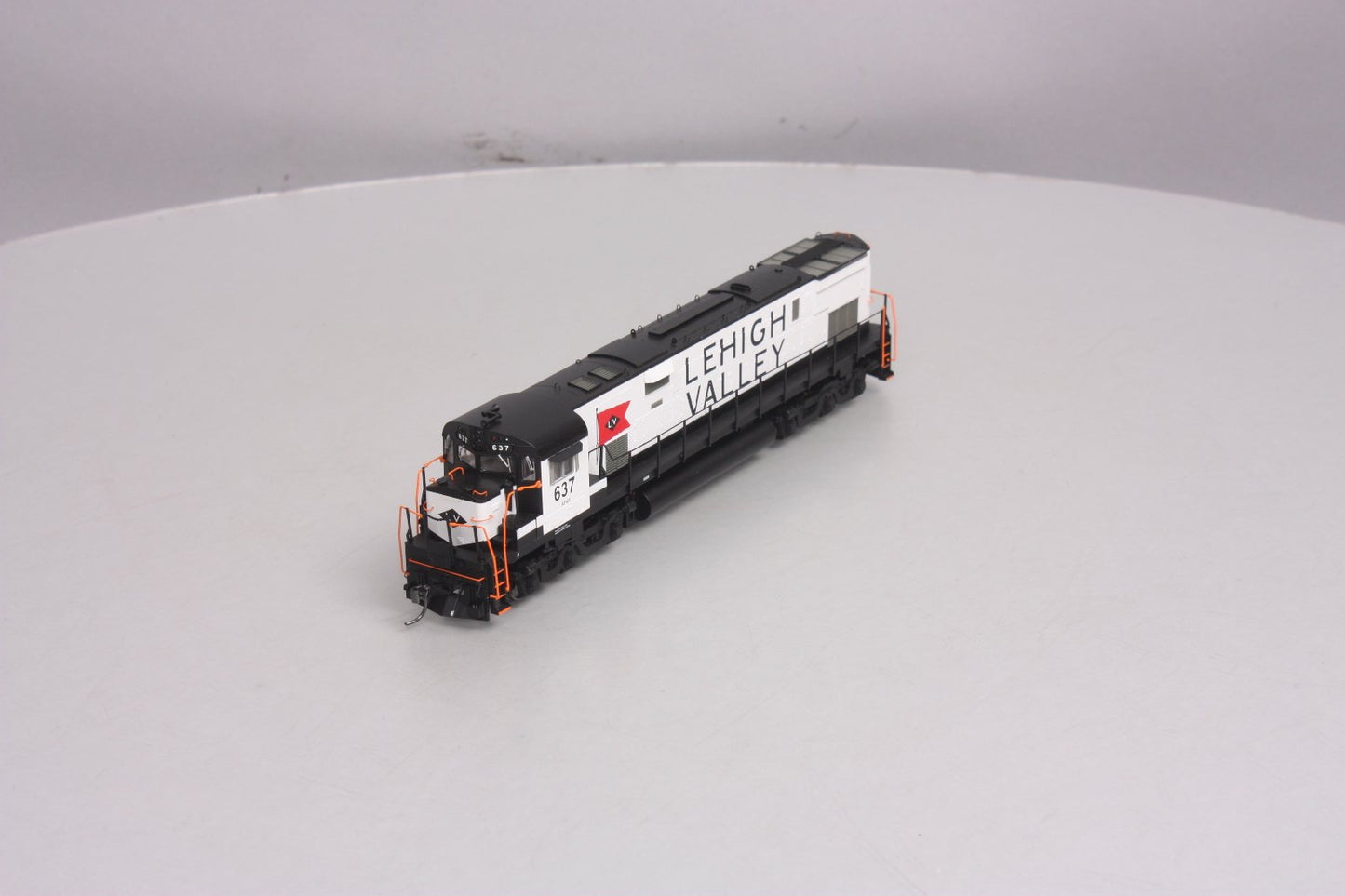 Bowser 23540 HO Scale LV Alco C-628 Diesel Locomotive #637 w/ DCC & Sound
