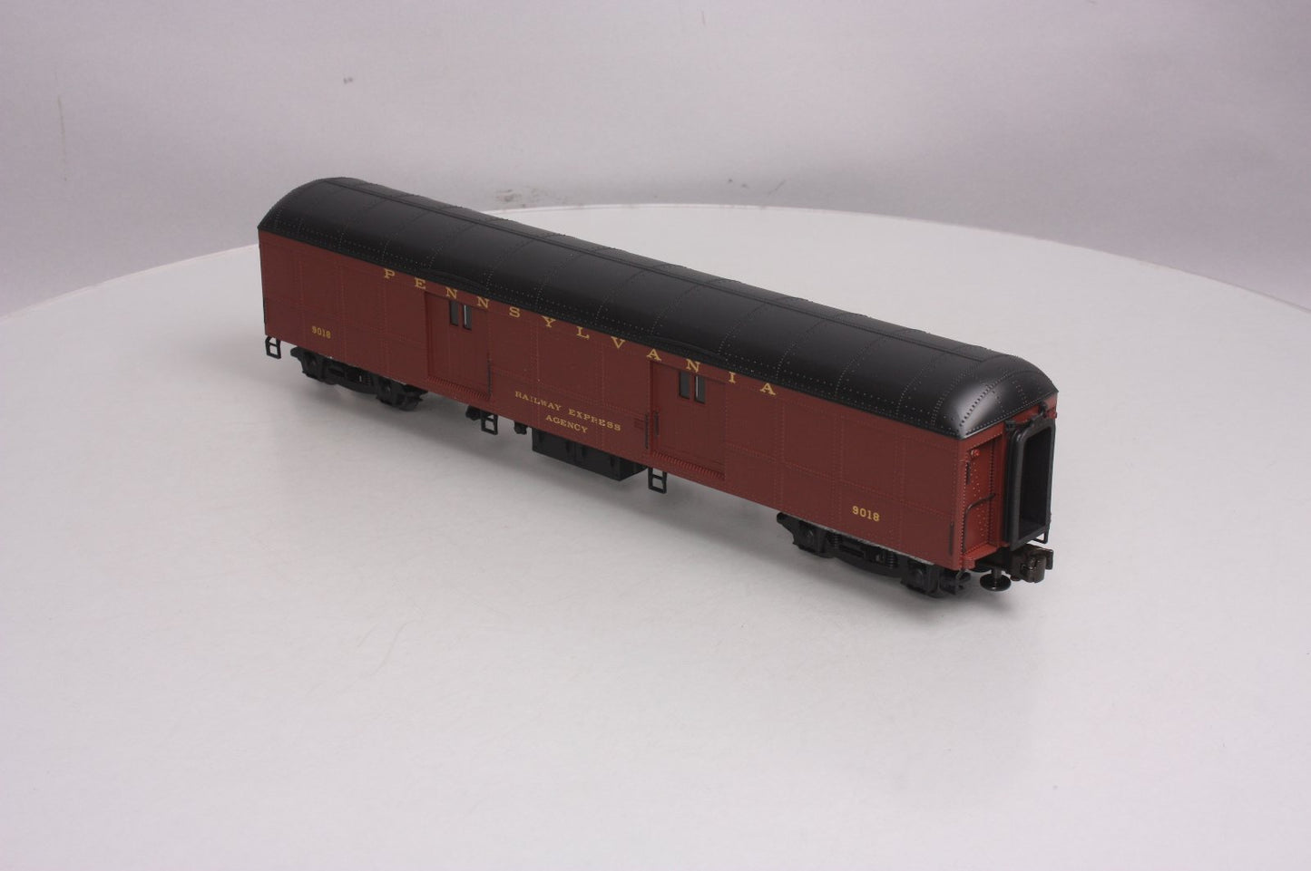 Weaver G22001LD Pennsylvania B60b Baggage Car #9018 (3Rail) LN
