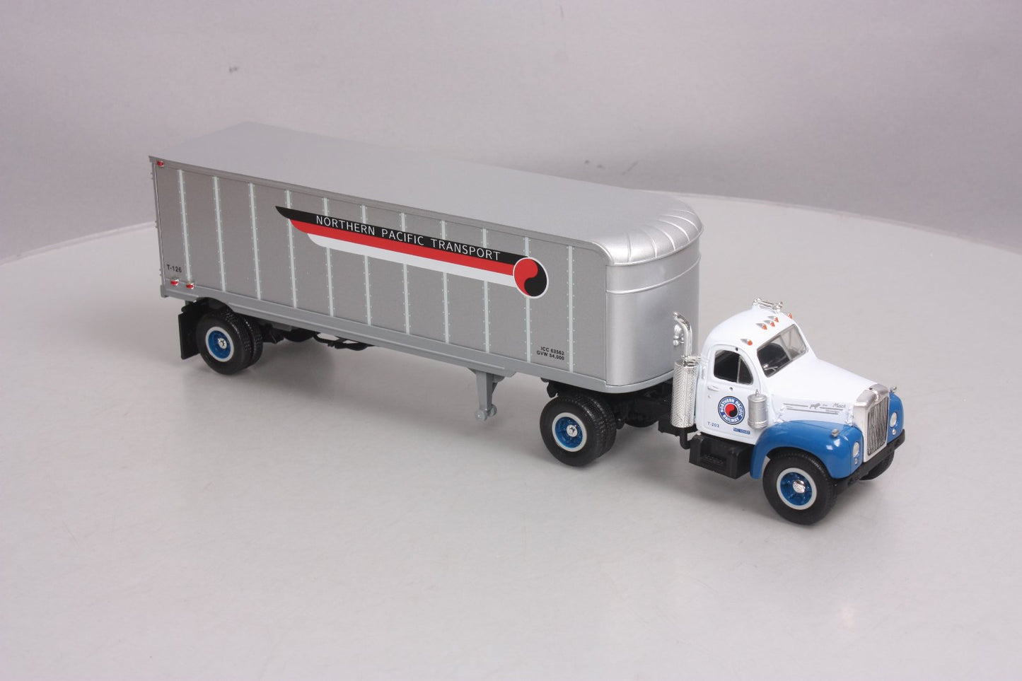 First Gear 19-1560 1:34 1960 Mack Model B-61 Tractor Trailer MT/Box