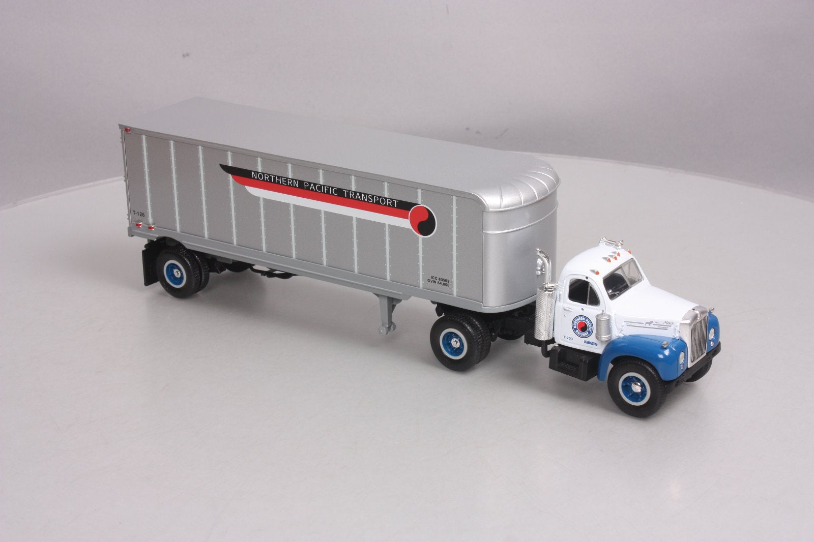 First Gear 19-1560 1:34 1960 Mack Model B-61 Tractor Trailer MT/Box