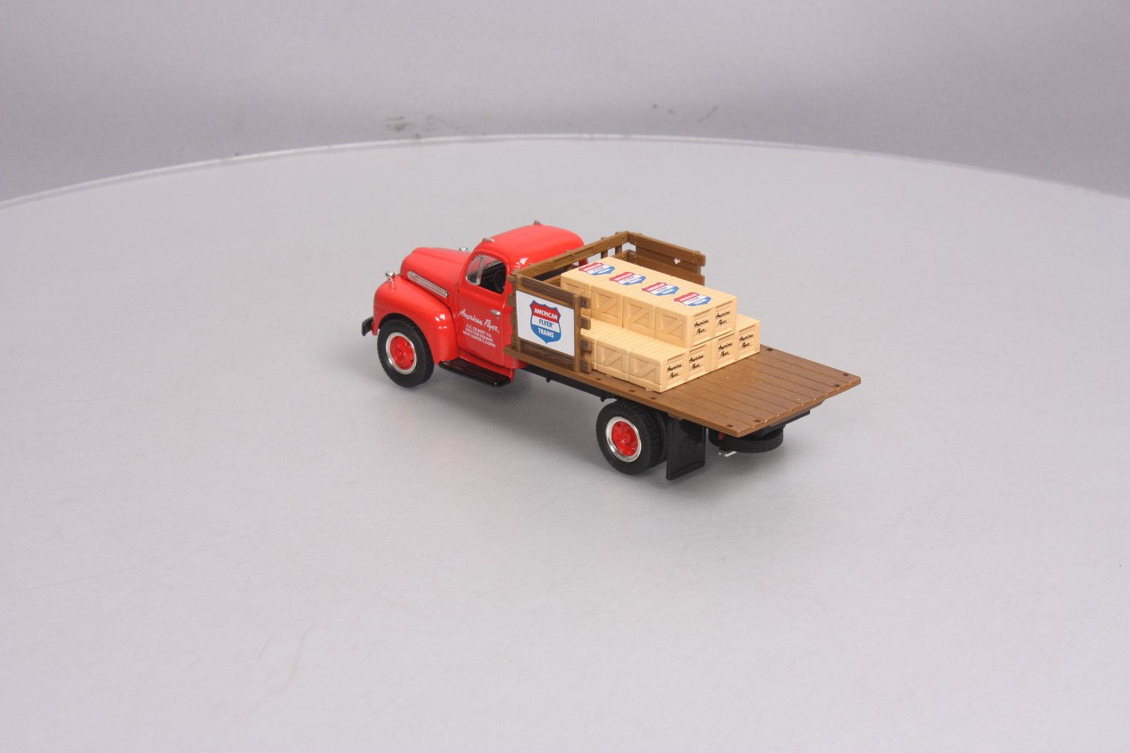 First Gear 19-0118 1:34 1951 Ford F-6 Half Rack Stake Truck