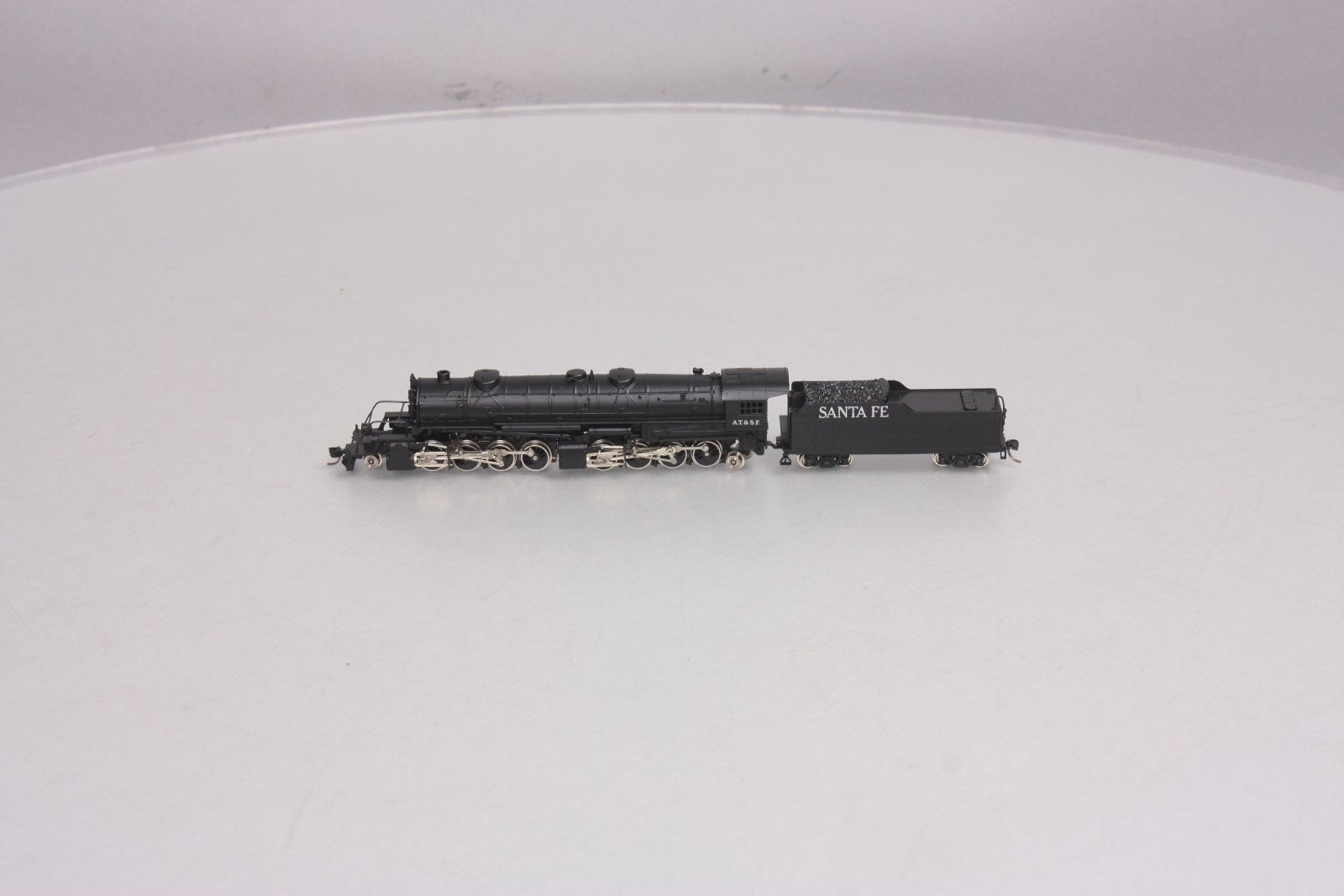 Atlas 4151 N Scale Santa Fe USRA 2-8-8-2 Steam Locomotive & Tender LN/Box