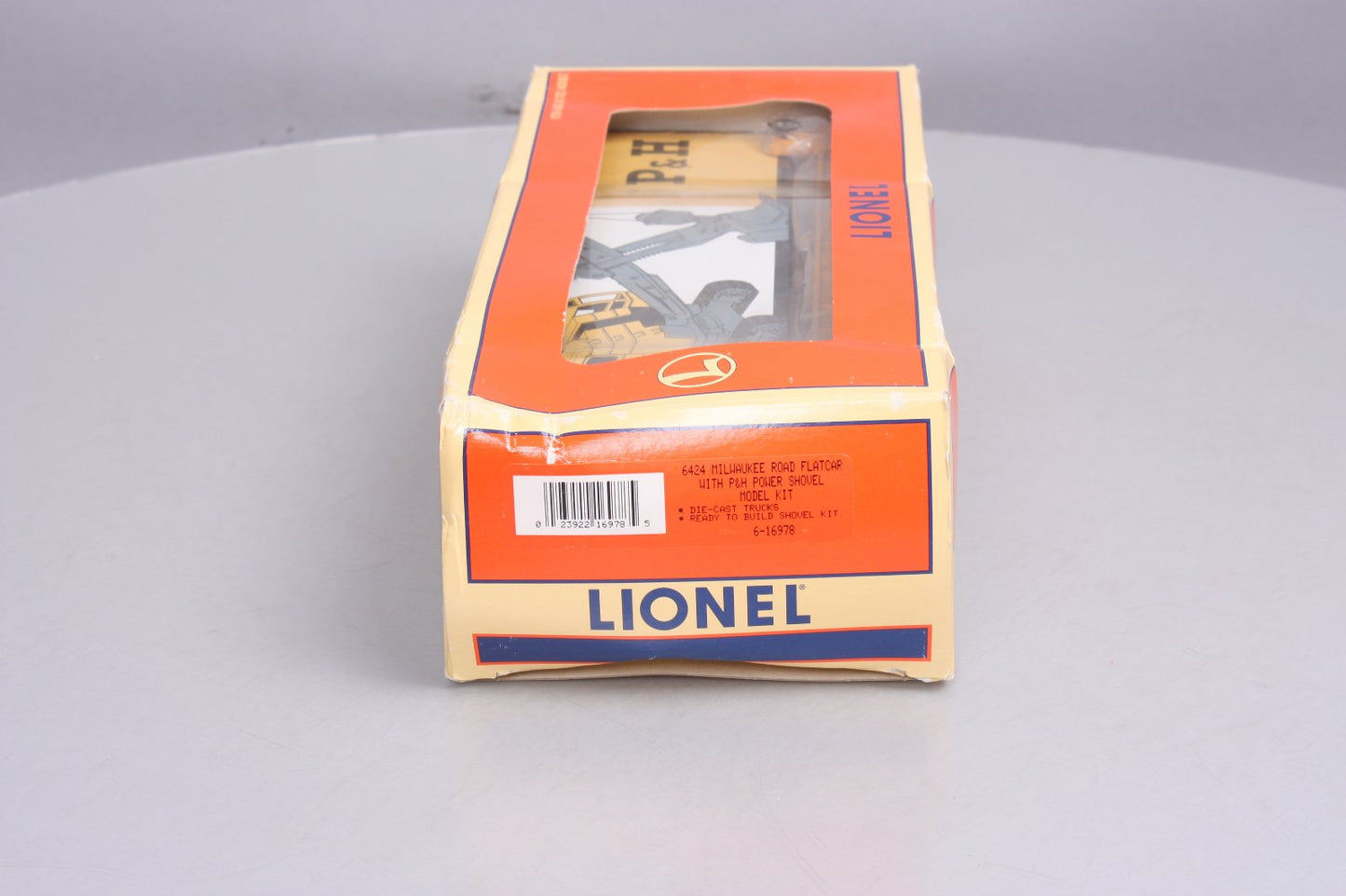 Lionel 6-16978 O Gauge Milwaukee Road Flat Car w/P&H Shovel Kit LN/Box