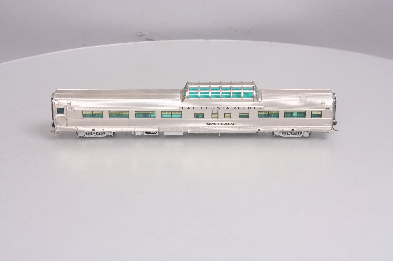 Broadway Limited 524 HO WP California Zephyr Silver Dollar Vista Dome Car #811