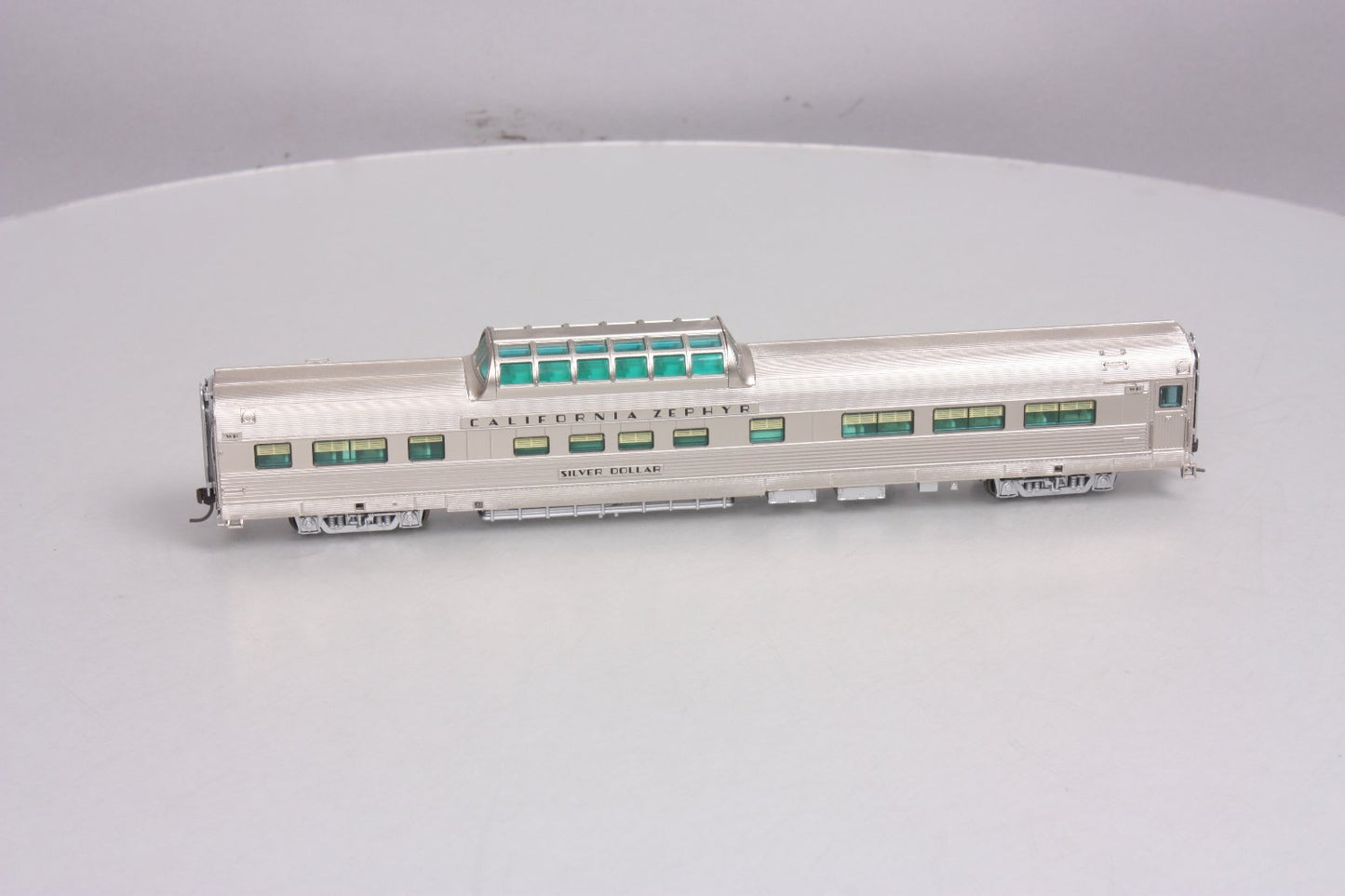 Broadway Limited 524 HO WP California Zephyr Silver Dollar Vista Dome Car #811