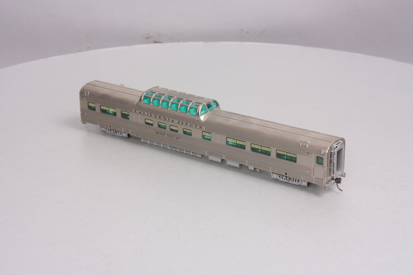 Broadway Limited 524 HO WP California Zephyr Silver Dollar Vista Dome Car #811