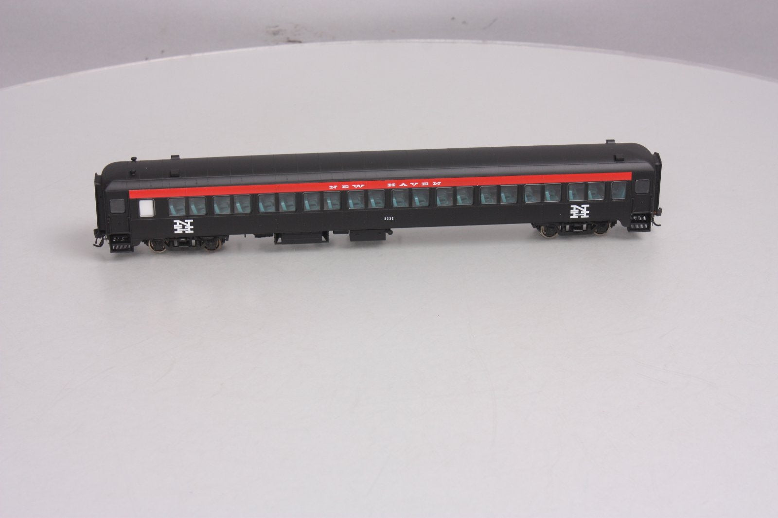 Rapido Trains 109034 HO New Haven PS Osgood-Bradley 10-Window Coach #8232 LN/Box