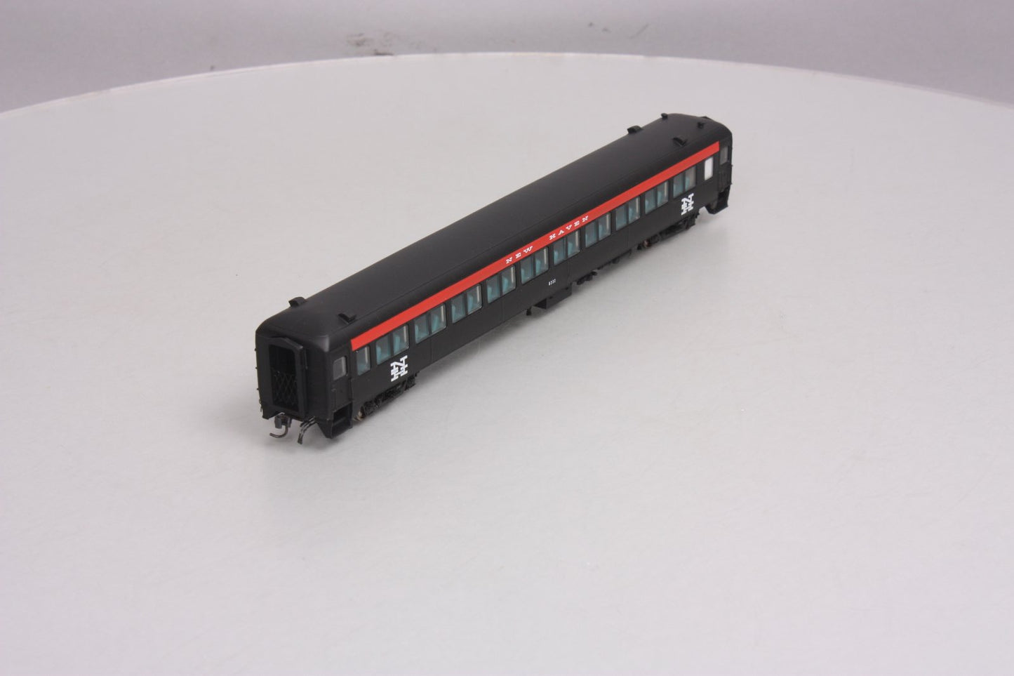 Rapido Trains 109034 HO New Haven PS Osgood-Bradley 10-Window Coach #8232 LN/Box