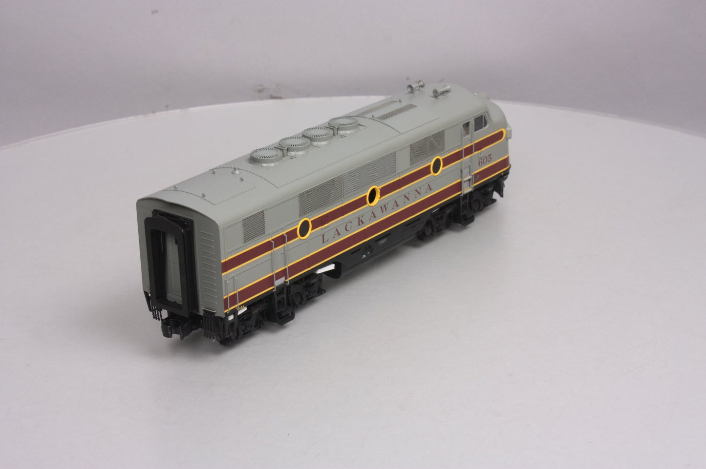 Atlas 1608-1 O Erie Lackawanna F2/F3 Diesel Locomotive w/ TMCC #605 - 3-Rail LN/Box