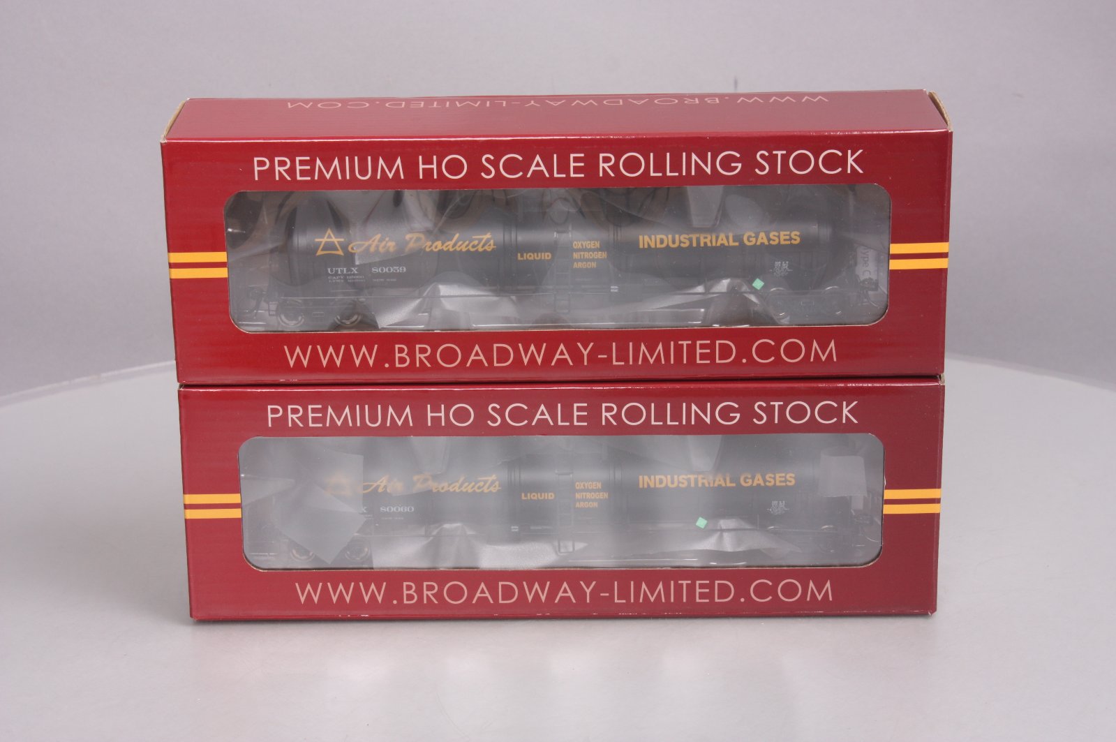 Broadway Limited 6101 HO Air Products Cryogenic Tank Car (Pack of 2) LN/Box
