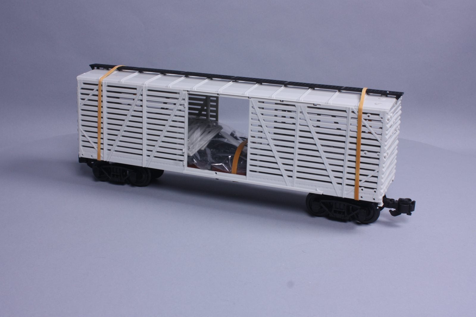 Aristo-Craft ART-46100 G Scale Undecorated Stock Car w/Plastic Wheels EX/Box